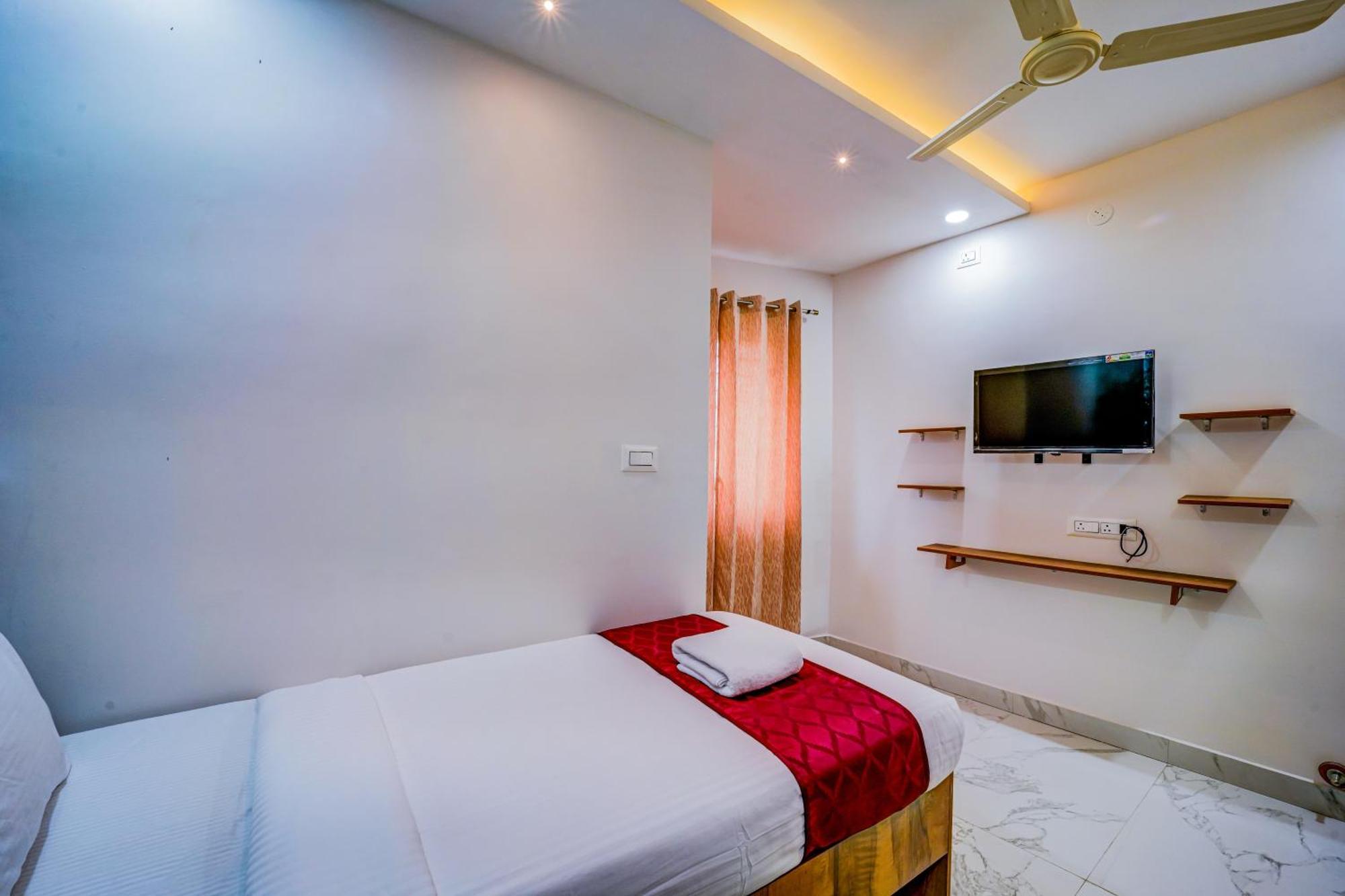 The Emerald Inn Bangalore Extérieur photo